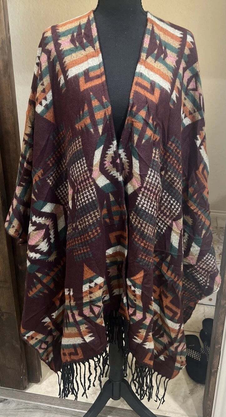 NWT Vince Camuto Women's Plus Size Western Open Front Fringed Poncho Aztec Boho